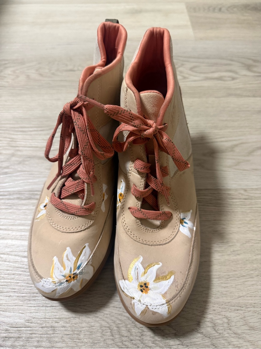 Sorel Women's Size 10 Evie Sport Lace Bootie Nova Sand Hidden Wedge Hand Painted